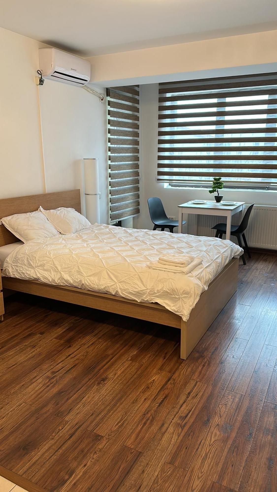 Cozy Apartment With Self Check-In Near Promenada Mall And Verdi Park Bucarest Exterior foto