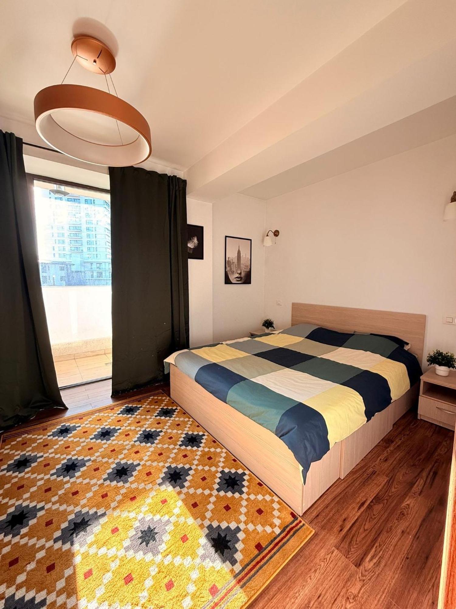 Cozy Apartment With Self Check-In Near Promenada Mall And Verdi Park Bucarest Exterior foto